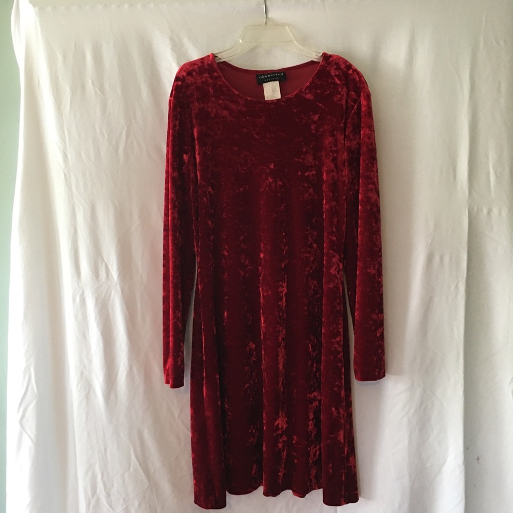 CONNECTED   RED CRUSH VELVET   SIZE 10